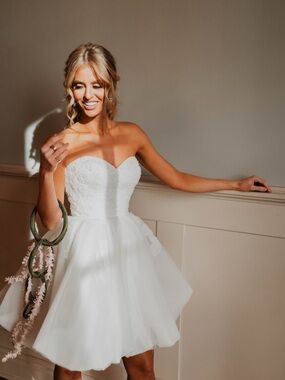 Robert Bullock Bride White Strapless Mini Wedding Dress